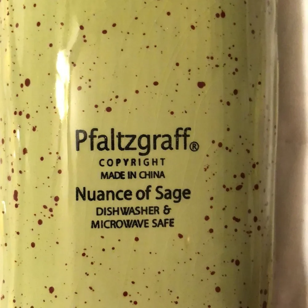Pfaltzgraff Set of 2 Sedona Nuance of Sage Green w/ Brown Specs Corn Holders